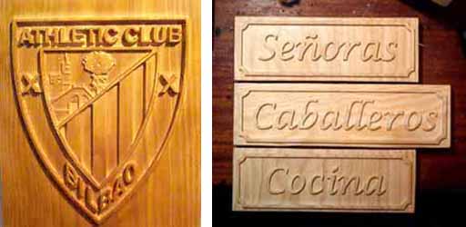 Escudo del athletic club de Bilbao y carteles toilletes
