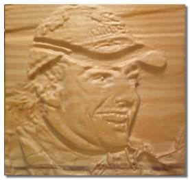 Fernando Alonso tallado en madera